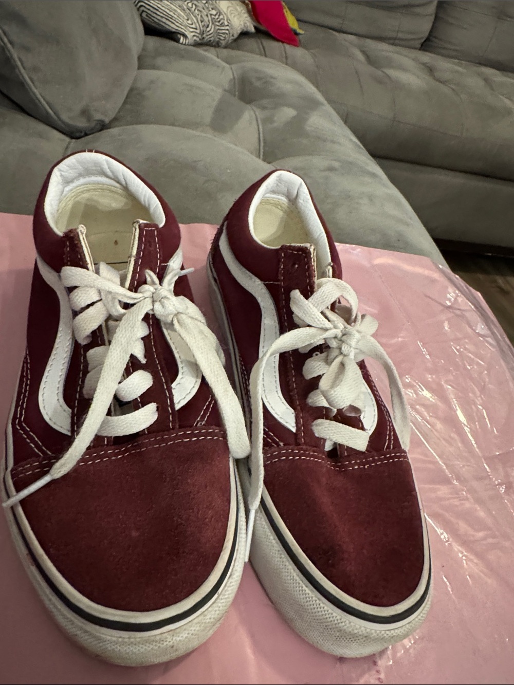 Women’s 6.5 M Burgundy Skate Sneakers with White Accents
